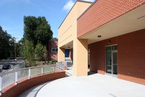 Durham Public Schools Morehead Elementary School — photo 4