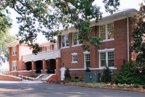 Elon University Johnston Hall